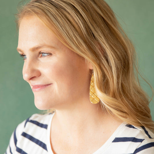 Weaved Gold Tear Drop Earring
