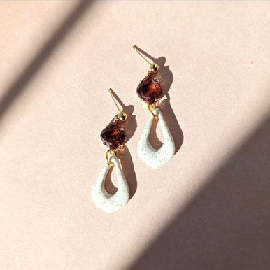 Winter Garnet Earring