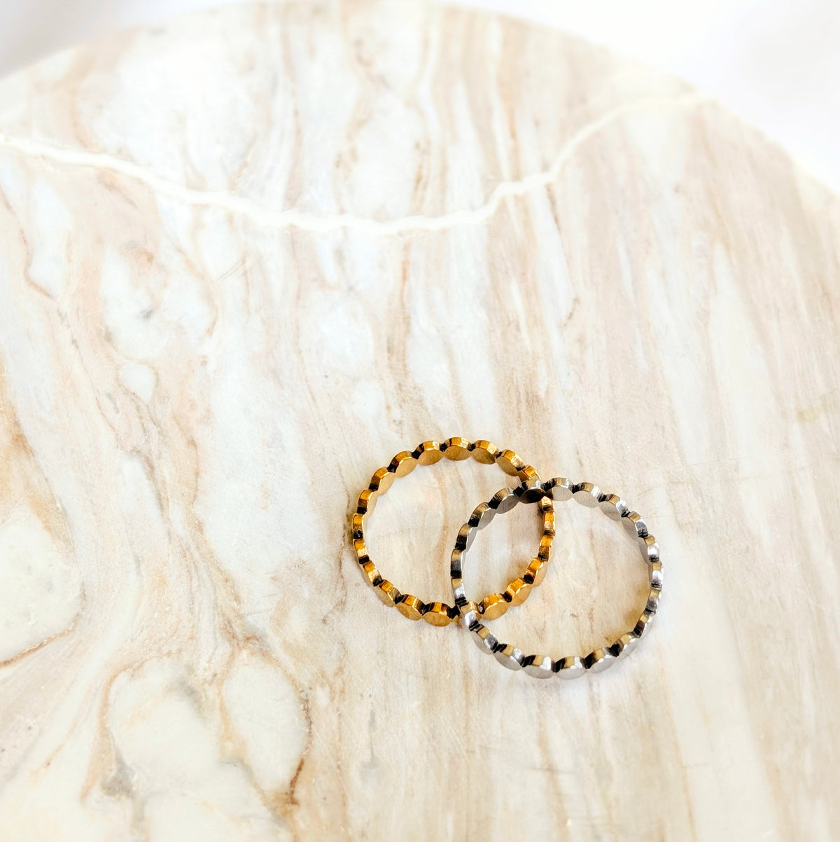 Dainty stainless steel ring made of linked circles